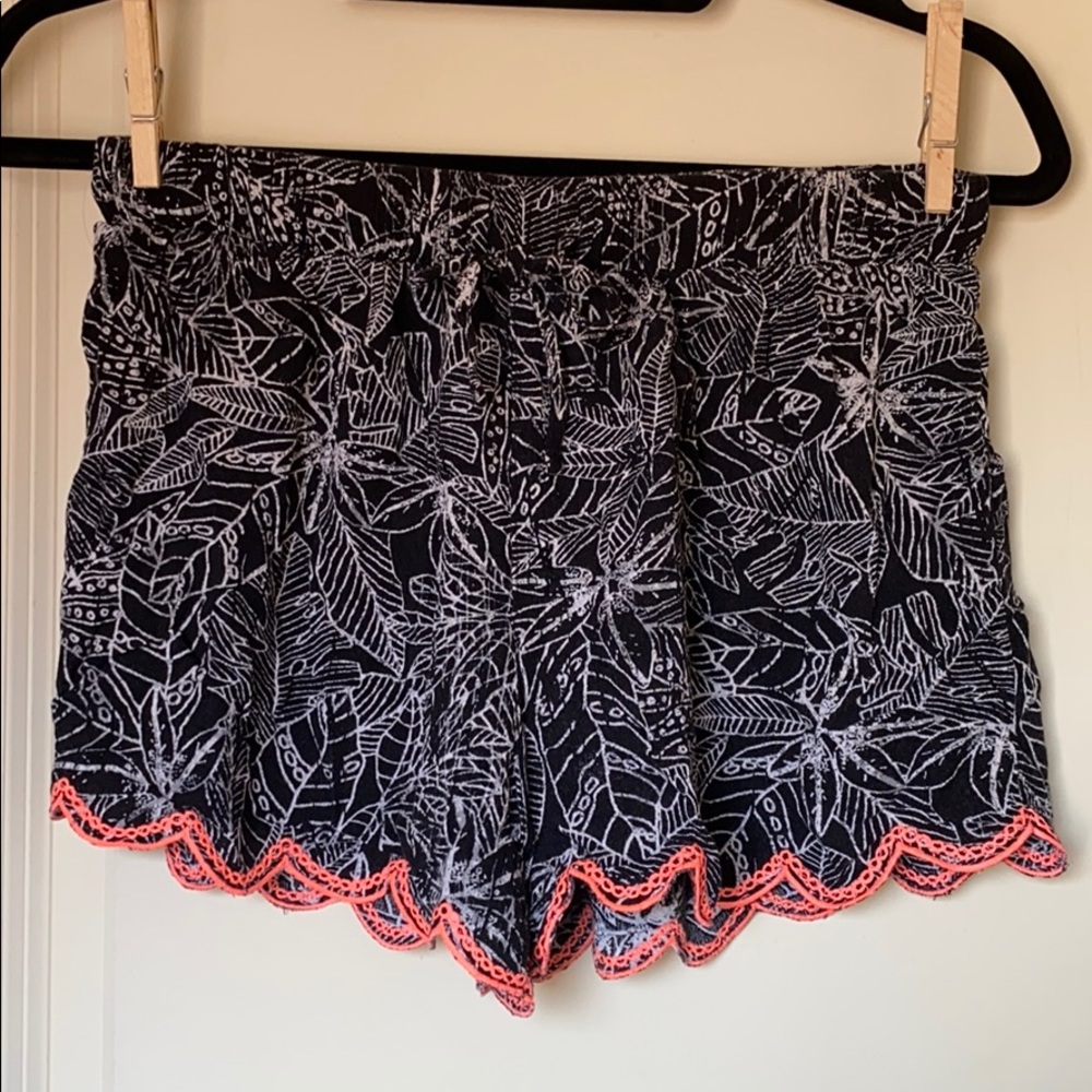 MOSSIMO SUPPLY CO shorts M